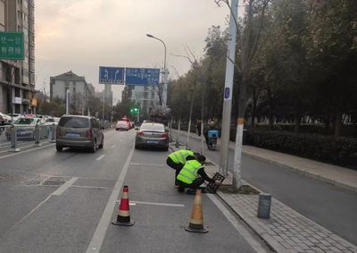 蜀山區(qū)“一橋、一路、一設(shè)施”榮獲合肥市“扁鵲杯”獎(jiǎng)，樹立道路設(shè)施典范